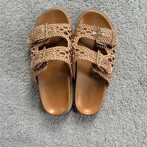Universal Thread Braided Buckle Slide Sandals in Tan